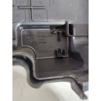 Recambio de caja reles / fusibles para fiat doblo cargo (263_) 1.3 d multijet referencia OEM IAM 51839437  