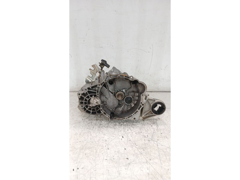 Recambio de caja cambios para chevrolet captiva (c100, c140) 2.0 d referencia OEM IAM 96420020  