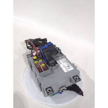 Recambio de caja reles / fusibles para fiat doblo cargo (263_) 1.3 d multijet referencia OEM IAM 00520321530  