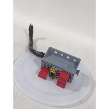 Recambio de caja reles / fusibles para fiat doblo cargo (263_) 1.3 d multijet referencia OEM IAM A878  