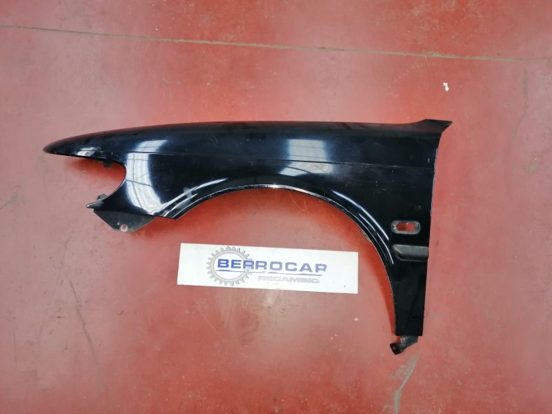 Recambio de aleta delantera izquierda para saab 9-3 berlina 2.0 cat referencia OEM IAM 4922332  