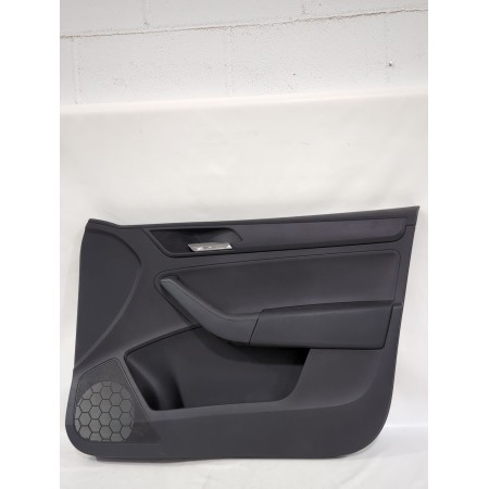 Recambio de guarnecido puerta delantera derecha para seat toledo iv (kg3) 1.2 tsi referencia OEM IAM 5JBSEC012CCI  