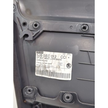 Recambio de guarnecido puerta delantera derecha para seat toledo iv (kg3) 1.2 tsi referencia OEM IAM 5JBSEC012CCI  