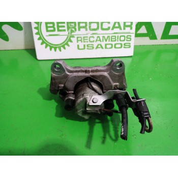 Recambio de pinza de freno delantera derecha para audi a6 berlina (4f2) 2.4 referencia OEM IAM 4B0615124  
