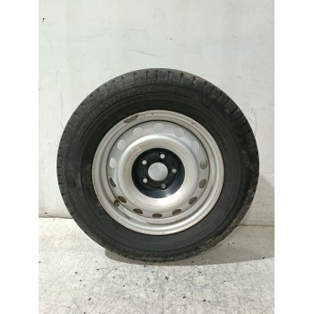 LLANTA 215/65R15C 104/102T /61/2J15H2 ET38 