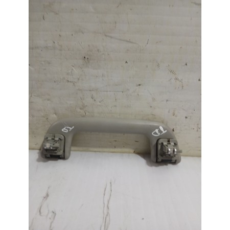 Recambio de asidero techo trasero derecho para toyota auris (_e15_) 1.33 dual-vvti (nre150_) referencia OEM IAM 7461005140B0  