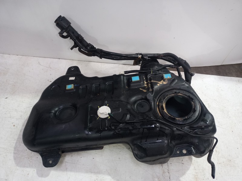 Recambio de deposito combustible para kia sportage (nq5) drive referencia OEM IAM 31150N7000  