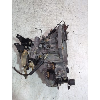 Recambio de caja cambios para toyota avensis (_t25_) 1.8 (zzt251_) referencia OEM IAM 3030012F00  