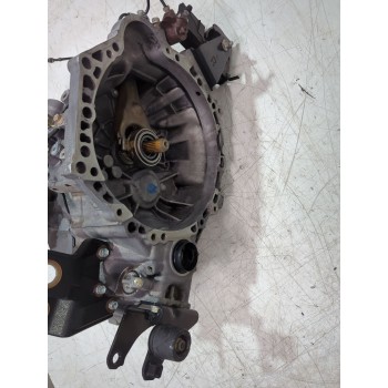 Recambio de caja cambios para toyota avensis (_t25_) 1.8 (zzt251_) referencia OEM IAM 3030012F00  