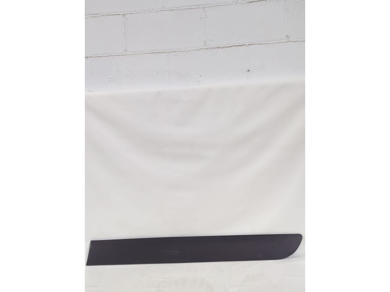 Recambio de moldura para citroën jumpy ii furgoneta 1.6 hdi 90 16v referencia OEM IAM 1497643077  