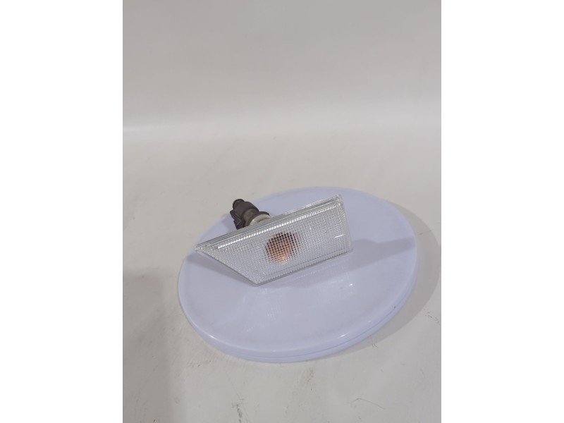 Recambio de piloto lateral izquierdo para opel vectra c (z02) 2.2 dti 16v (f69) referencia OEM IAM 93185080/084421413L  