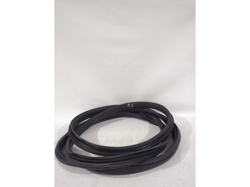 Recambio de gomas contorno puerta para fiat doblo cargo (263_) 1.3 d multijet referencia OEM IAM 46814072  