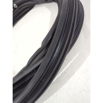 Recambio de gomas contorno puerta para fiat doblo cargo (263_) 1.3 d multijet referencia OEM IAM 52098861  