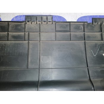 Recambio de moldura para ssangyong kyron 2.0 xdi referencia OEM IAM 7744309000  