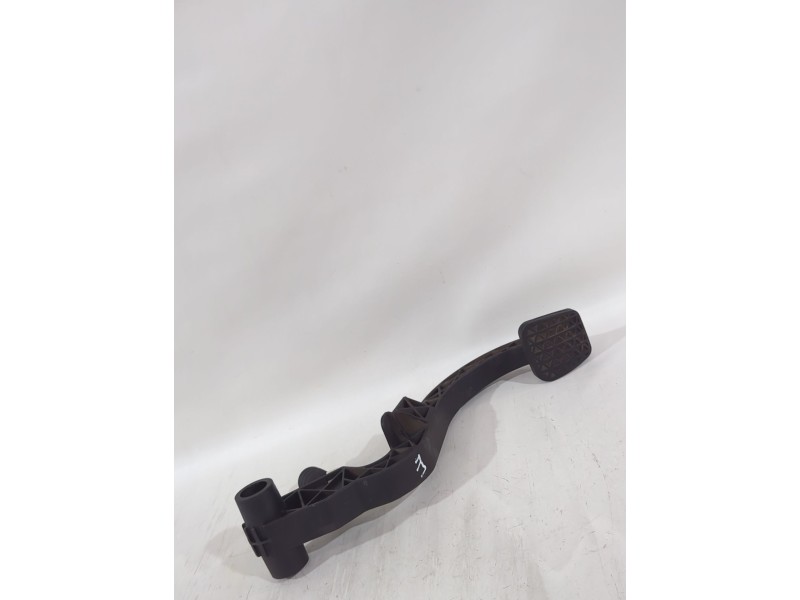 Recambio de pedal embrague para opel vectra c (z02) 2.2 dti 16v (f69) referencia OEM IAM 5560623  