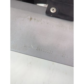 Recambio de refuerzo paragolpes delantero para opel zafira / zafira family b (a05) 1.9 cdti (m75) referencia OEM IAM 24460537  