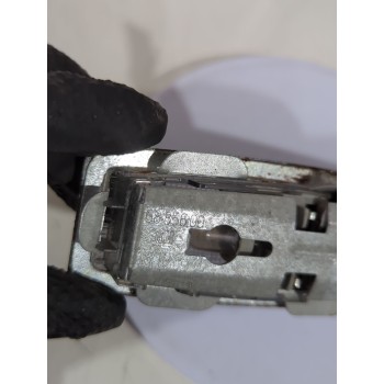 Recambio de luz interior para opel zafira / zafira family b (a05) 1.9 cdti (m75) referencia OEM IAM 0885600  