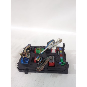 CAJA RELES / FUSIBLES 9807028780/281197595 