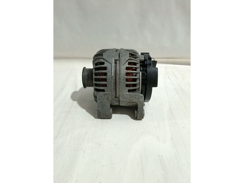 Recambio de alternador para opel vectra c (z02) 2.2 dti 16v (f69) referencia OEM IAM 95521453 / 95520879  