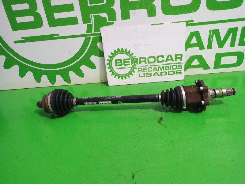 Recambio de transmision delantera derecha para audi a6 berlina (4f2) 2.4 referencia OEM IAM 4F0407272G  