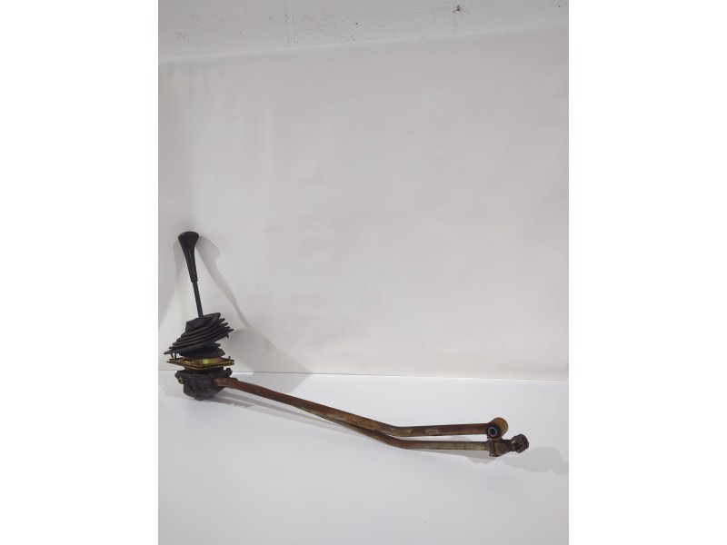 Recambio de palanca cambio para ford fiesta ii (fbd) 1.1 (fbd) referencia OEM IAM 87WT7M038  