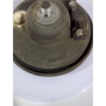 Recambio de claxon para ford fiesta ii (fbd) 1.1 (fbd) referencia OEM IAM A28657625/002952  