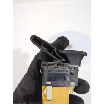Recambio de interruptor para ford fiesta ii (fbd) 1.1 (fbd) referencia OEM IAM 84FG18C621CB  