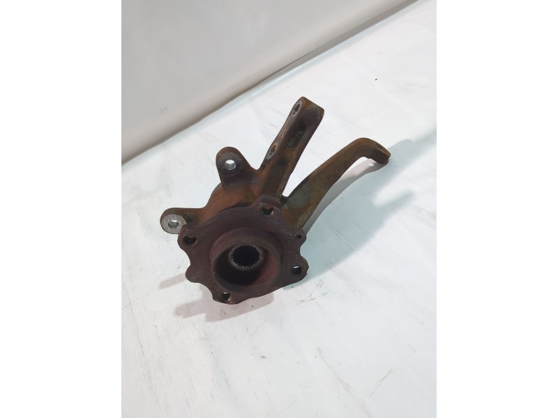 Recambio de mangueta delantera izquierda para ford fiesta ii (fbd) 1.1 (fbd) referencia OEM IAM 86AB1106AA  