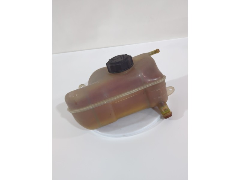 Recambio de deposito expansion para ford fiesta ii (fbd) 1.1 (fbd) referencia OEM IAM 86FB8K218AD  