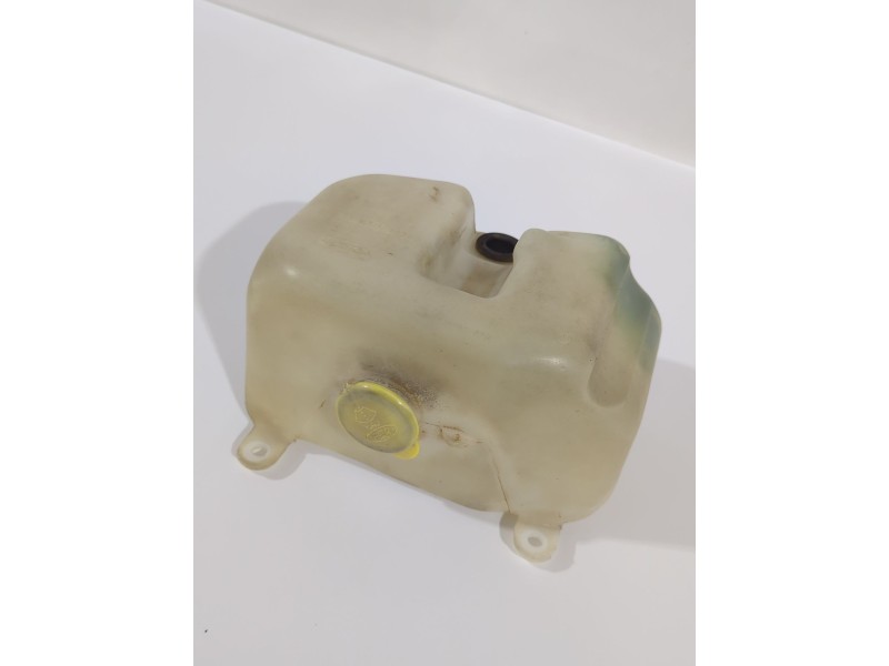 Recambio de deposito limpia para ford fiesta ii (fbd) 1.1 (fbd) referencia OEM IAM 84FG17618AA  