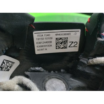 Recambio de volante para renault kadjar referencia OEM IAM 484003898R  