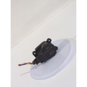Recambio de motor apertura trampilla para opel zafira / zafira family b (a05) 1.9 cdti (m75) referencia OEM IAM H7102UA41  