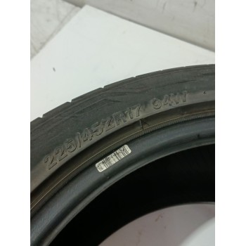 Recambio de neumaticos para opel zafira / zafira family b (a05) 1.9 cdti (m75) referencia OEM IAM 255/45ZR17 94W  