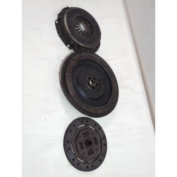 Recambio de kit embrague para ford fiesta ii (fbd) 1.1 (fbd) referencia OEM IAM TYPMF190  