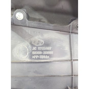 Recambio de guarnecido puerta delantera izquierda para hyundai i30 (fd) 1.4 referencia OEM IAM 823012R180XP/823502R000  