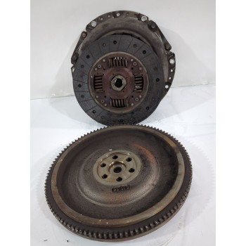 Recambio de kit embrague para hyundai i30 (fd) 1.4 referencia OEM IAM 4130023136  