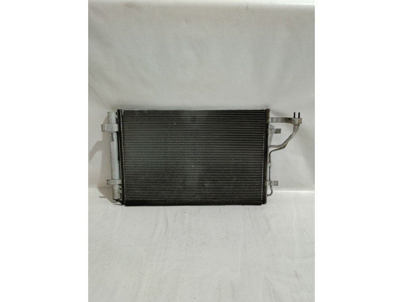 Recambio de condensador / radiador aire acondicionado para hyundai i30 (fd) 1.4 referencia OEM IAM 97606A6000/HCCS  