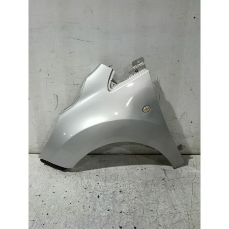 Recambio de aleta delantera izquierda para ford ka (ru8) 1.3 tdci referencia OEM IAM 1673512  
