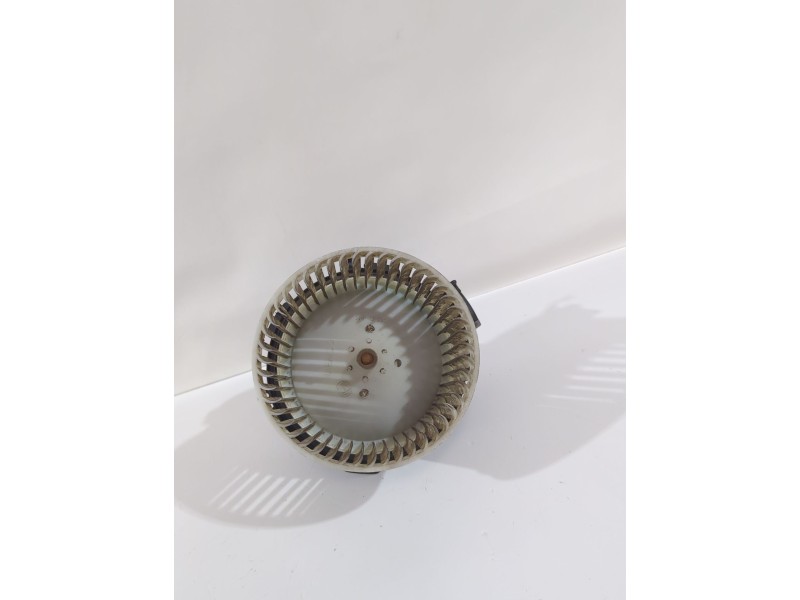 Recambio de motor calefaccion para ford ka (ru8) 1.3 tdci referencia OEM IAM 5A0231000  