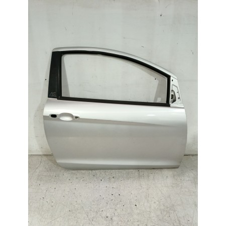 Recambio de puerta delantera derecha para ford ka (ru8) 1.3 tdci referencia OEM IAM 1542363  