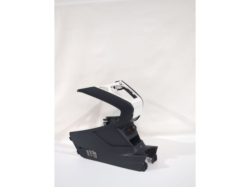 Recambio de consola central para ford ka (ru8) 1.3 tdci referencia OEM IAM 735461949/735461946  