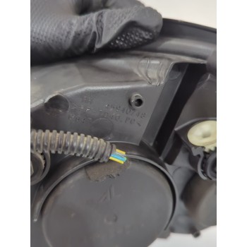 Recambio de faro derecho para ford ka (ru8) 1.3 tdci referencia OEM IAM 45940748  