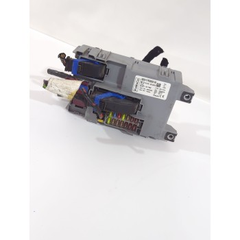 Recambio de caja reles / fusibles para ford ka (ru8) 1.3 tdci referencia OEM IAM 00517935210  