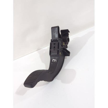 Recambio de pedal embrague para ford ka (ru8) 1.3 tdci referencia OEM IAM LS392611/C819  