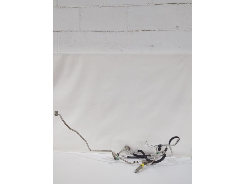 Recambio de tubos aire acondicionado para ford ka (ru8) 1.3 tdci referencia OEM IAM 51786215  