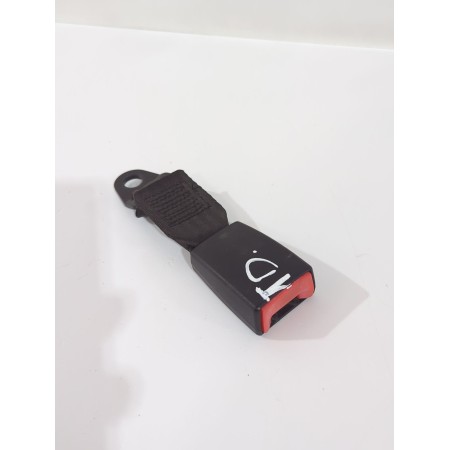 Recambio de enganche cinturon trasero derecho para ford ka (ru8) 1.3 tdci referencia OEM IAM 33033400  