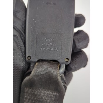 Recambio de enganche cinturon trasero derecho para ford ka (ru8) 1.3 tdci referencia OEM IAM 33033400  