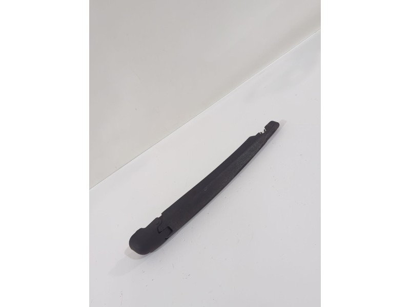 Recambio de brazo limpia trasero para ford ka (ru8) 1.3 tdci referencia OEM IAM 1554050  