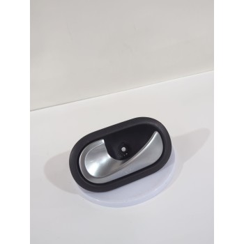 Recambio de maneta interior trasera izquierda para renault megane ii (bm0/1_, cm0/1_) 1.4 16v (bm0b, cm0b) referencia OEM IAM 82