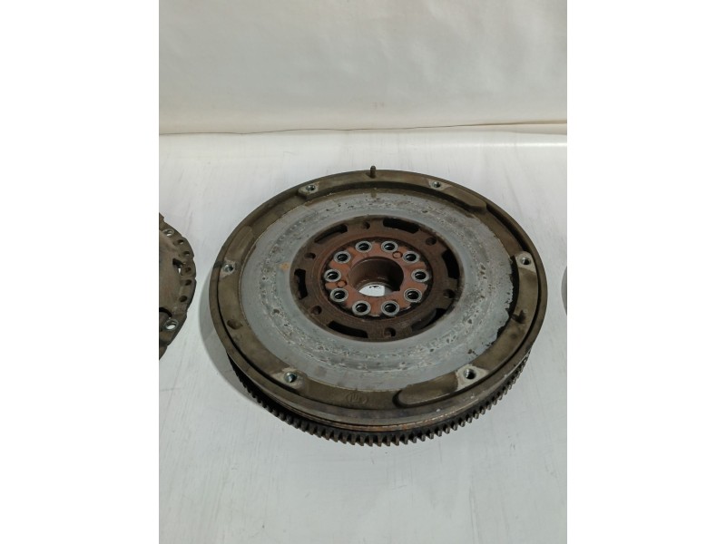 Recambio de kit embrague para opel vectra c (z02) 2.2 dti 16v (f69) referencia OEM IAM 93175345 / 93185918  